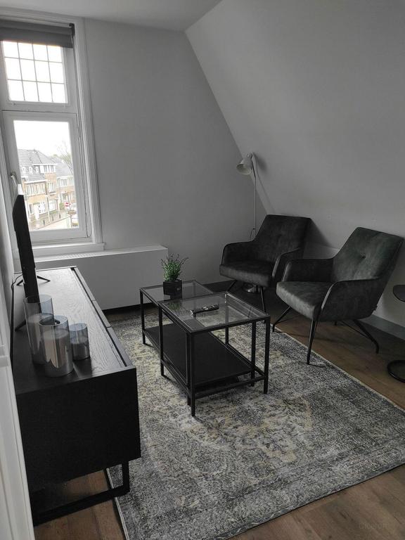 Furnished 1-Bedroom Apartment in Woensel-West - Image 5