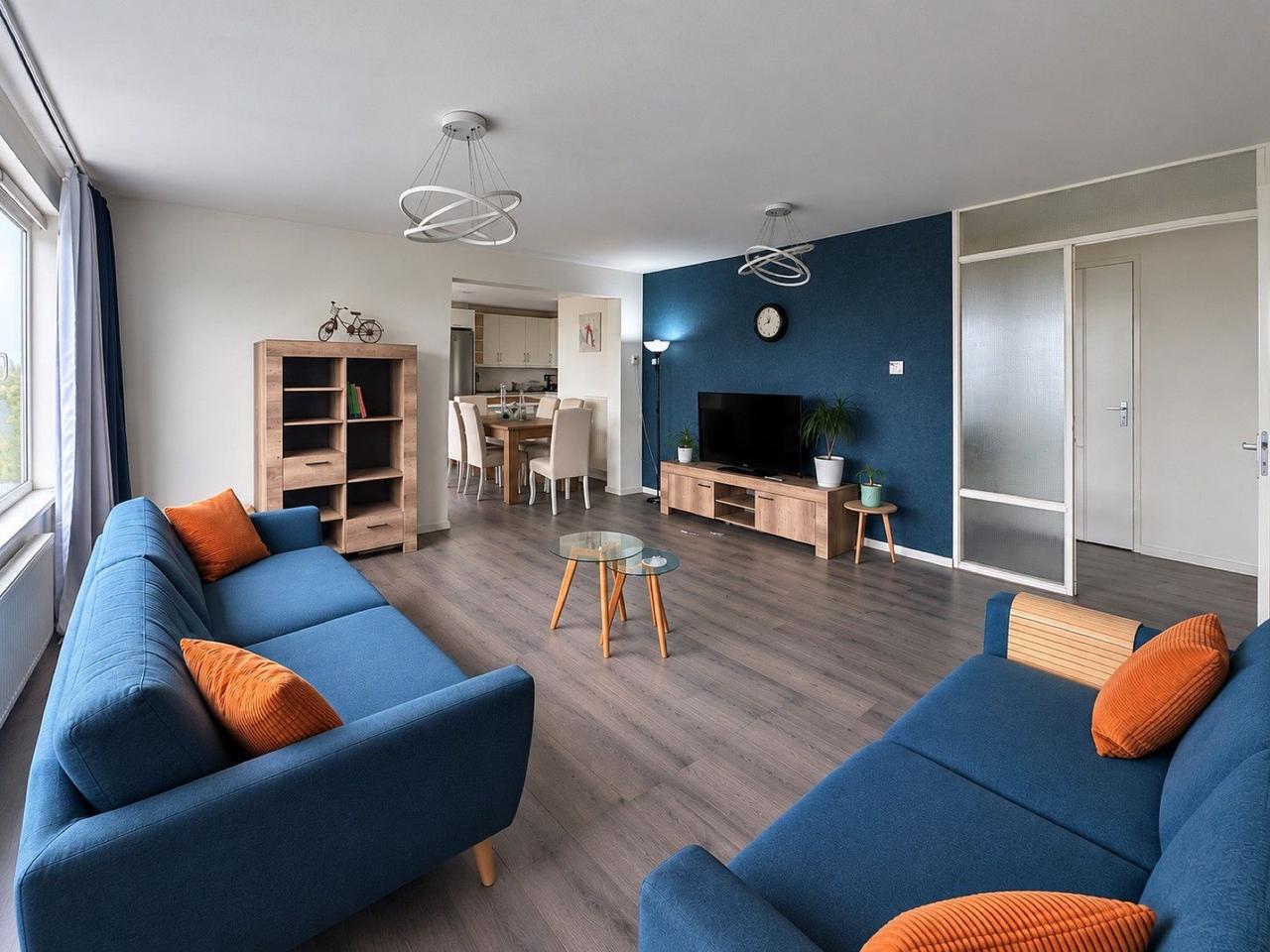 Furnished 4-Room Apartment with Loggia - Image 2