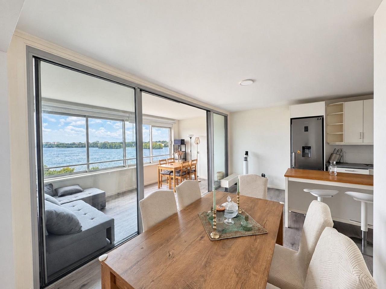 Furnished 4-Room Apartment with Loggia - Image 4