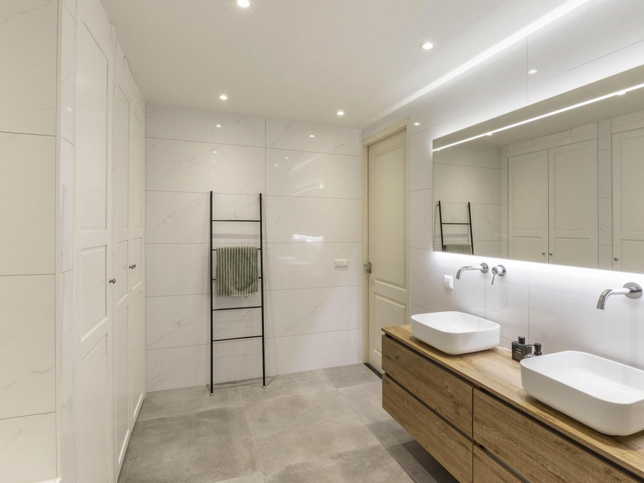 132 m² appartement met 4 slaapkamers - Afbeelding 22