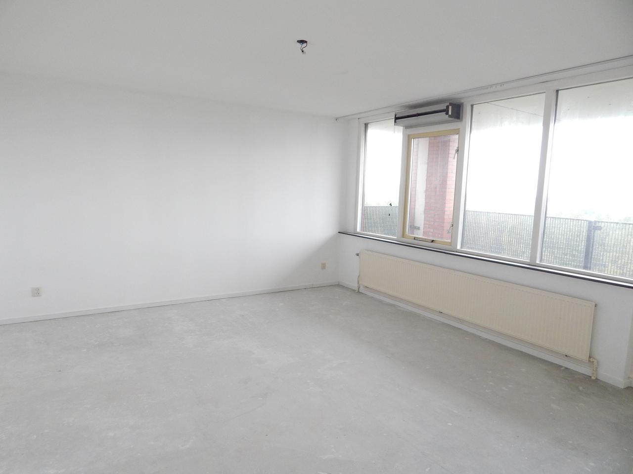 204 m² penthouse with terrace in Amsterdam West - Image 3