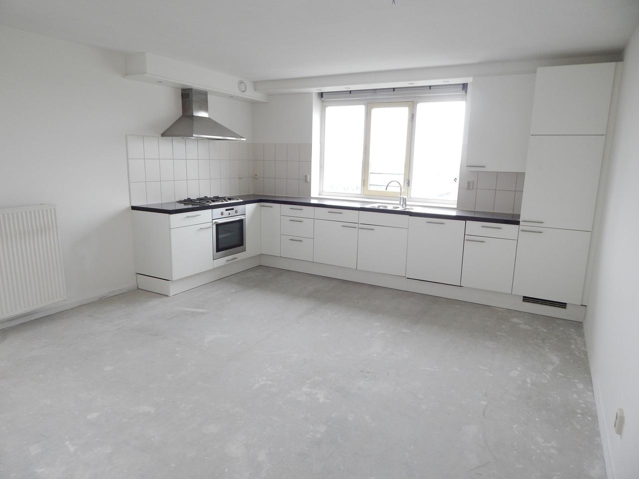 204 m² penthouse with terrace in Amsterdam West - Image 15