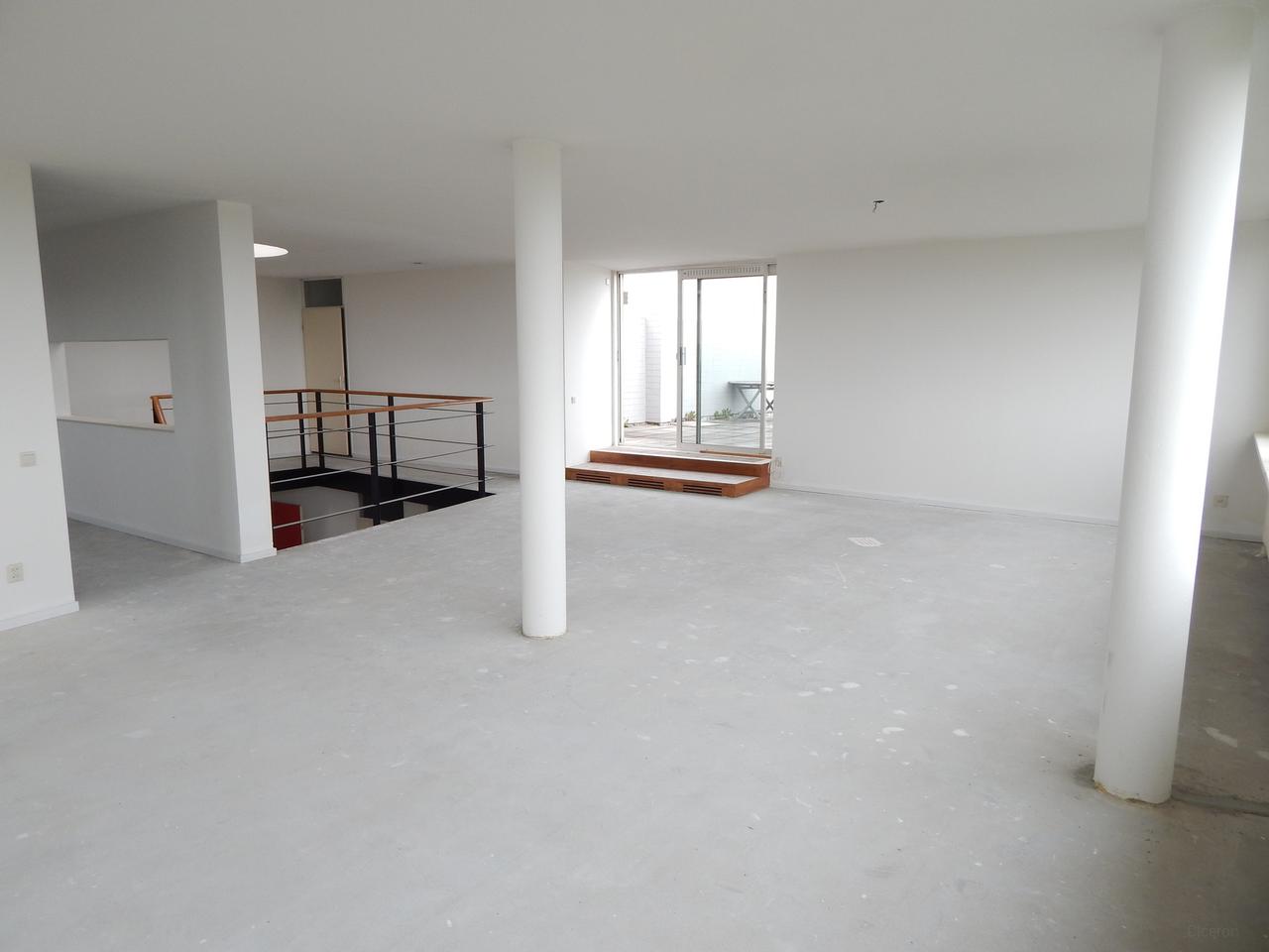 204 m² penthouse with terrace in Amsterdam West - Image 17