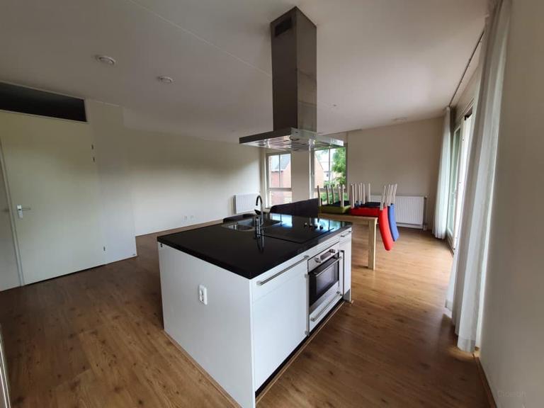 104 m² appartement met balkon in Oude Noorden - Afbeelding 8