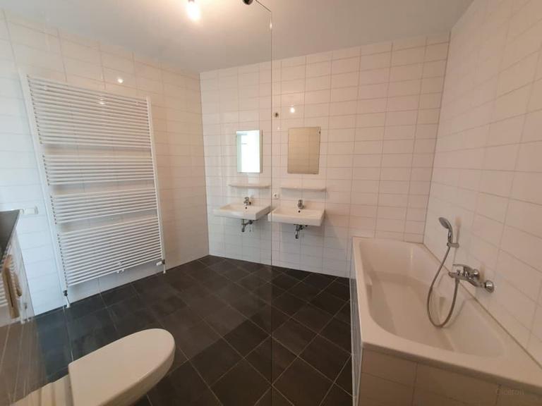 104 m² appartement met balkon in Oude Noorden - Afbeelding 13