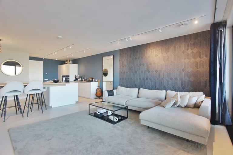 107 m² with terrace and IJ views - Image 9
