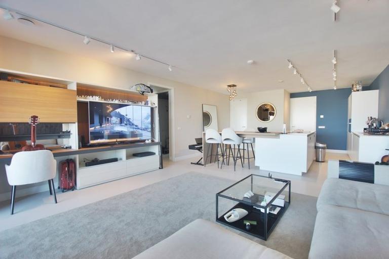 107 m² with terrace and IJ views - Image 13