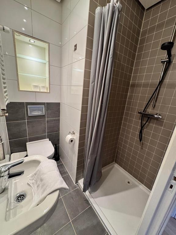 Gemeubileerd appartement met balkon in IJselbuurt - Afbeelding 4