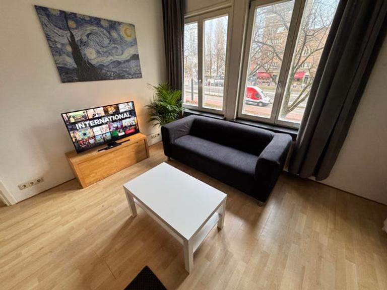 Gemeubileerd appartement met balkon in IJselbuurt - Afbeelding 9