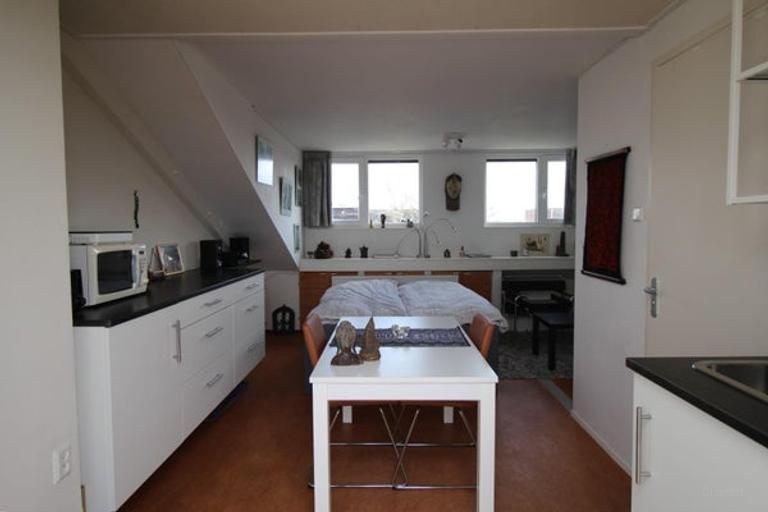 Zolderappartement van 28 m² met balkon - Afbeelding 7