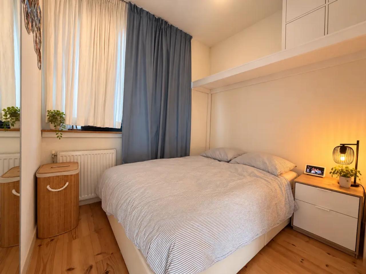 Two-room apartment with internet in Valkenbos - Image 2