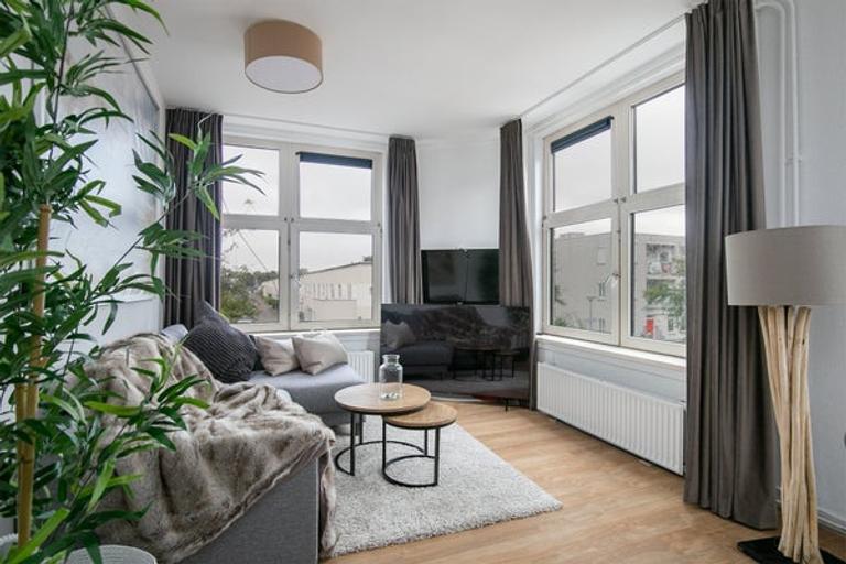 Furnished Student Room in Bloemhof - Image 3
