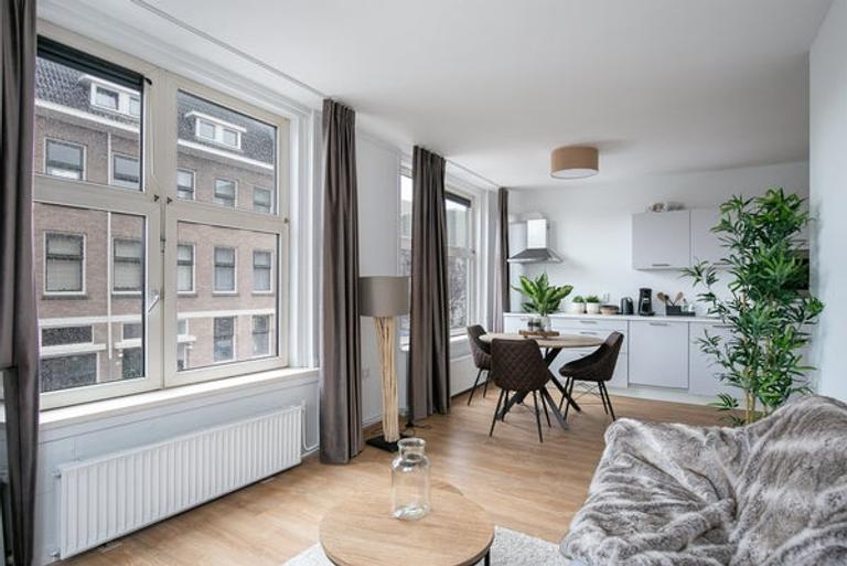 Furnished Student Room in Bloemhof - Image 4