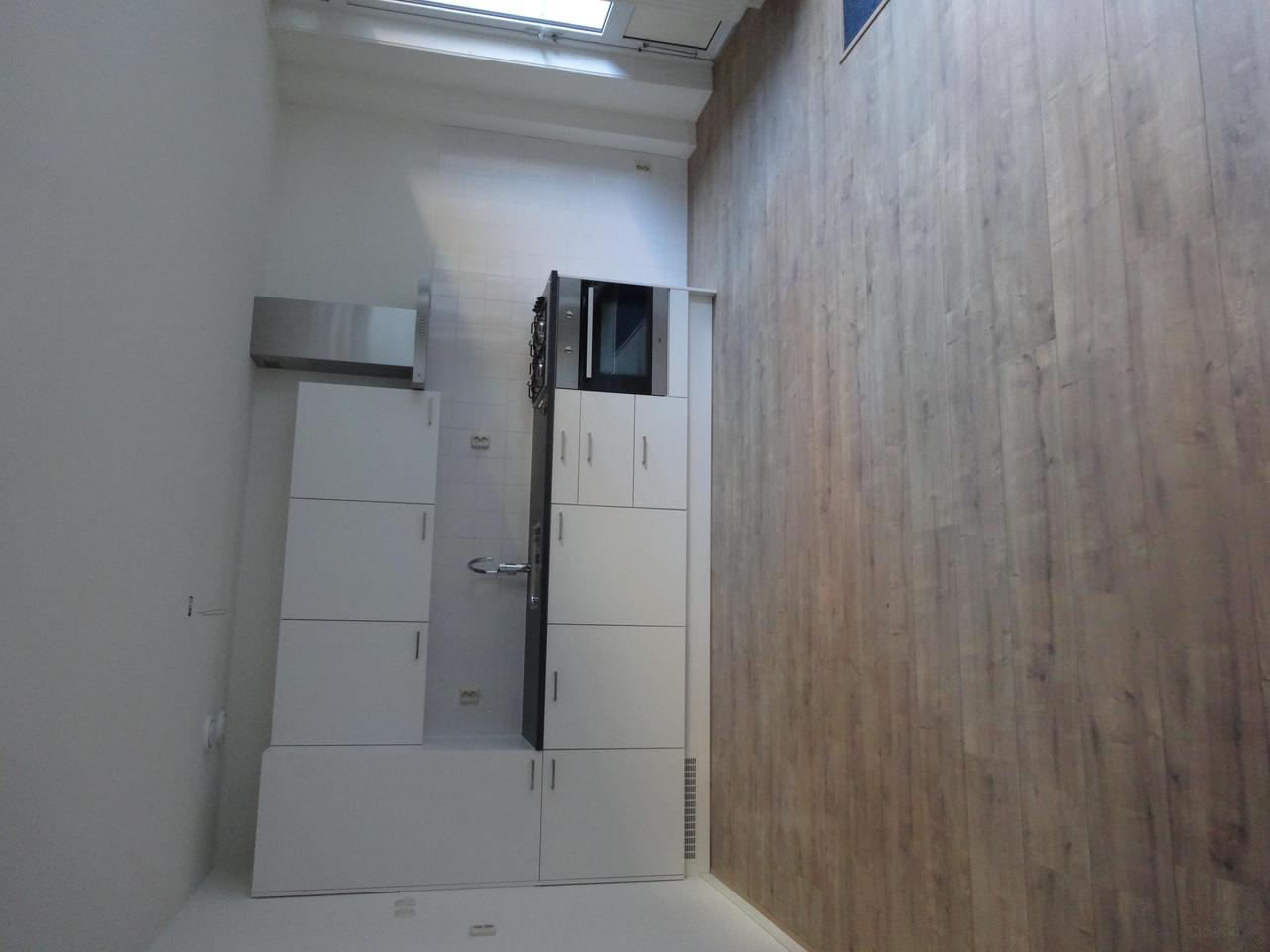 Energy-Efficient 1-Bedroom Apartment with Balcony - Image 2