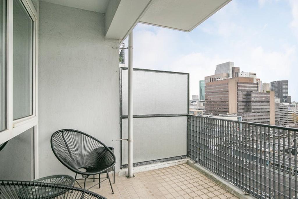 2-kamerappartement met balkon bij Centraal - Afbeelding 1