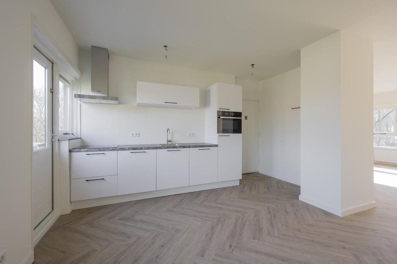 Bosuitzicht en twee badkamers in Amersfoort - Afbeelding 7