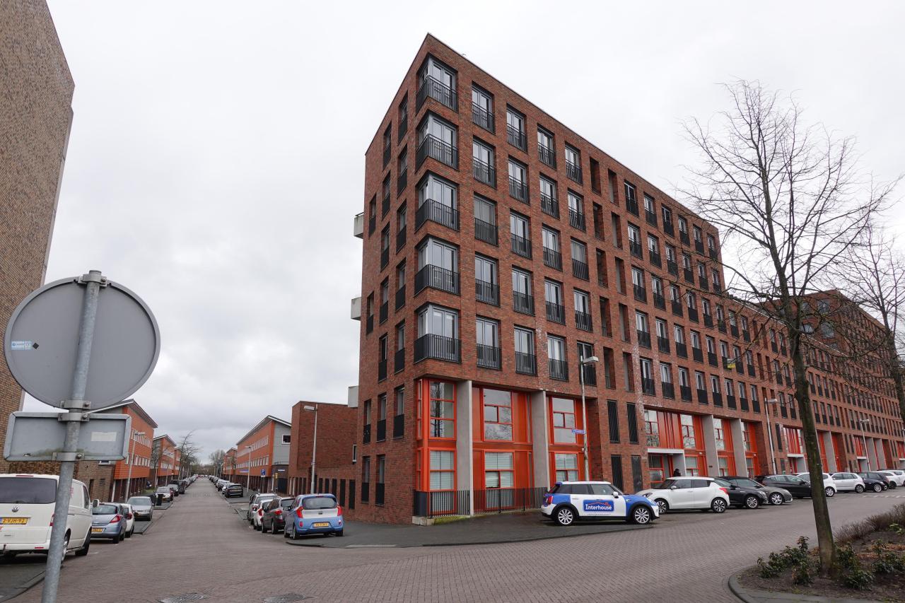 95 m² met balkon en eigen parkeerplaats - Afbeelding 1