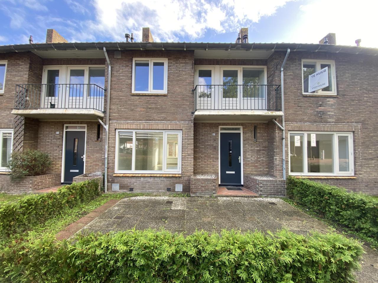 5-Bedroom House with Garden near Stadshart - Image 1