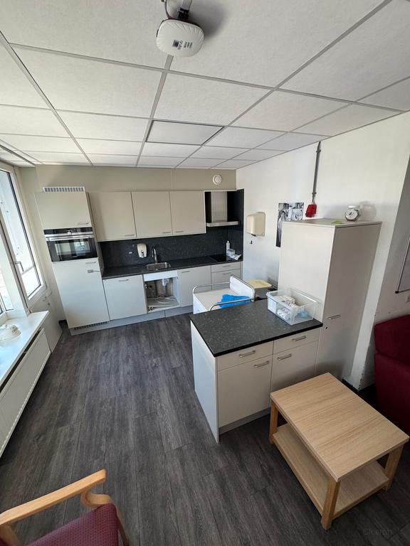 45 m² studio with sunny balcony - Image 4