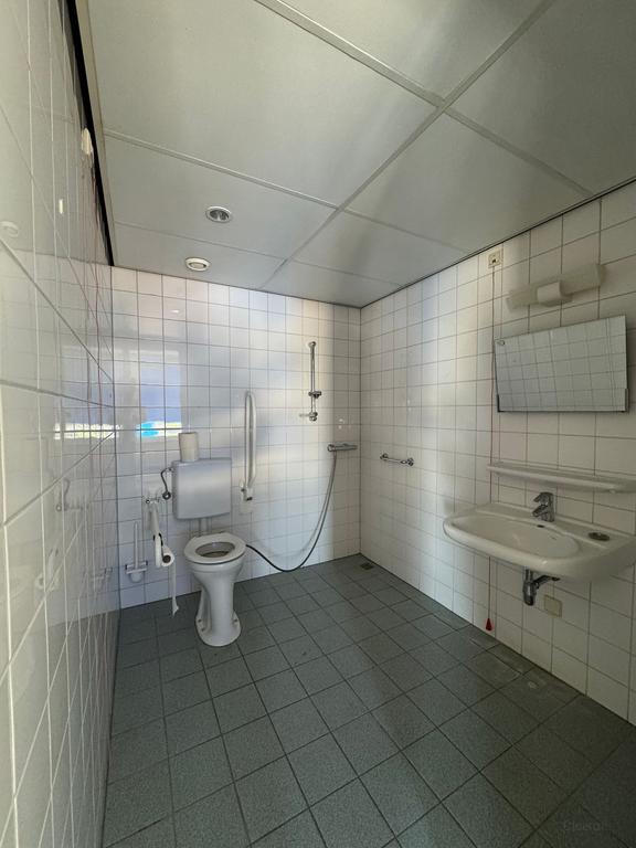 45 m² studio with sunny balcony - Image 6