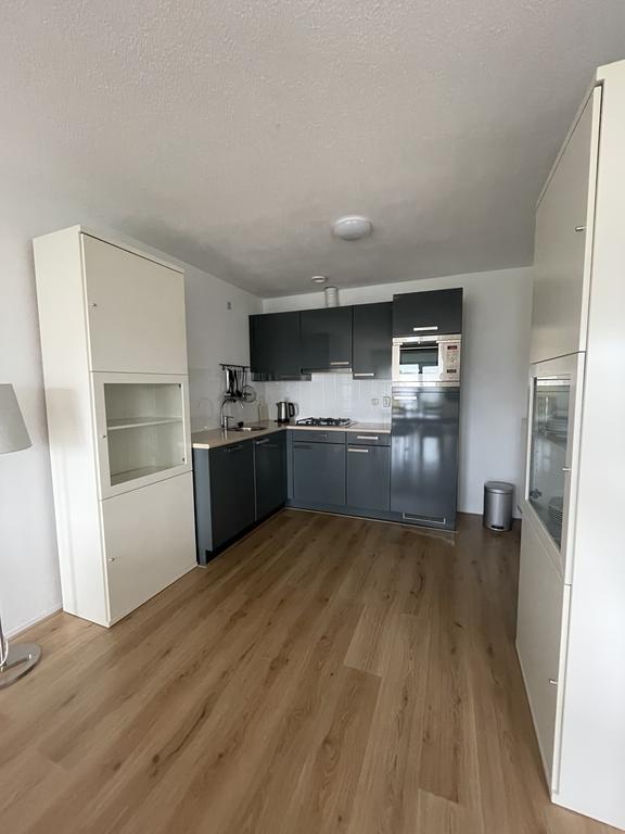 Furnished 2-Bedroom Apartment in Buitenveldert - Image 10