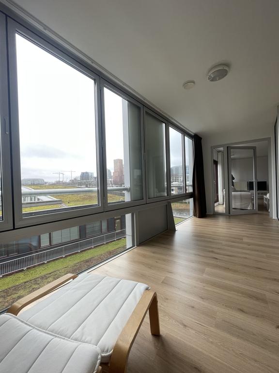 Furnished 2-Bedroom Apartment in Buitenveldert - Image 14