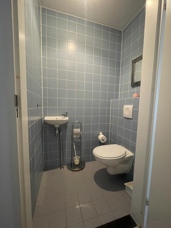 Furnished 2-Bedroom Apartment in Buitenveldert - Image 20