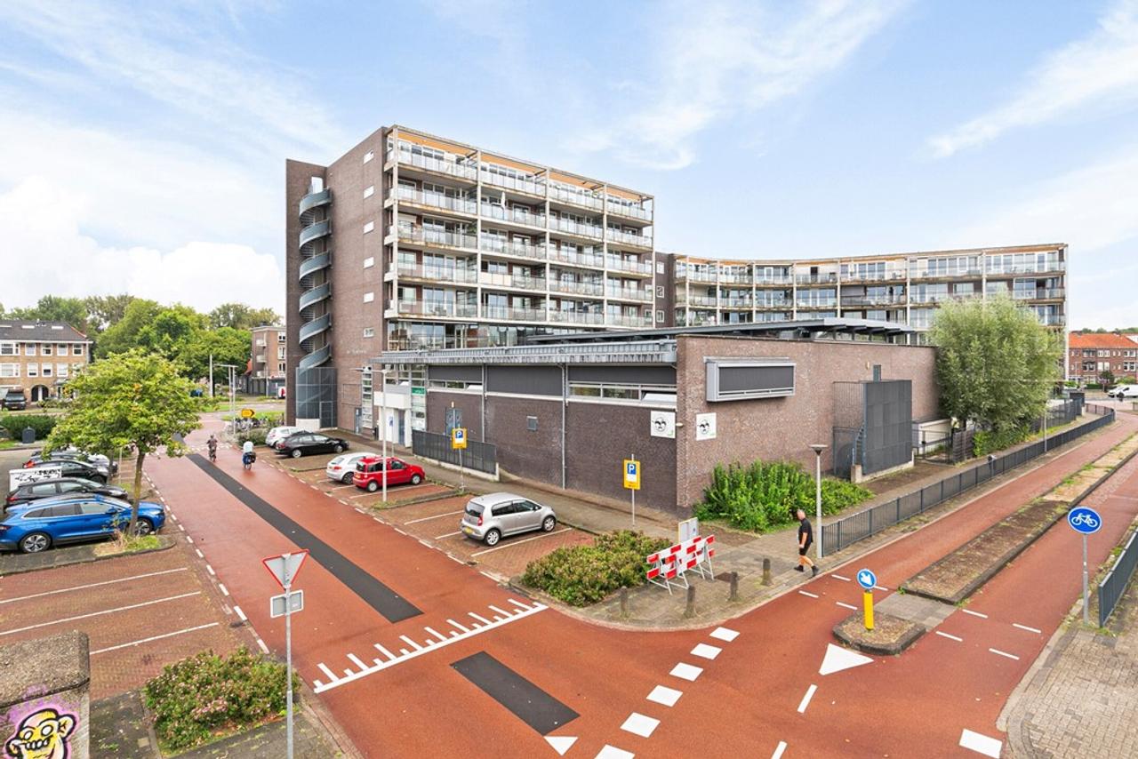 89 m² Apartment with Balcony in Arnhem - Image 31