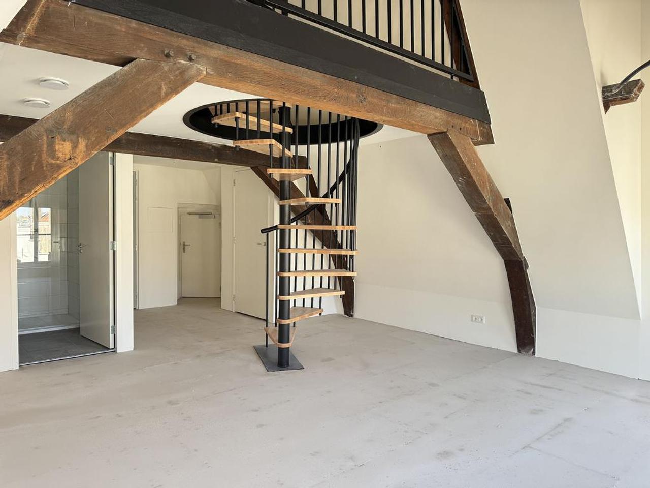 Monumentaal appartement in hartje Middelburg - Afbeelding 1