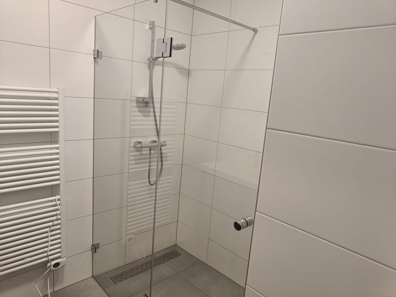 Gas-free one-bedroom apartment with balcony - Image 8