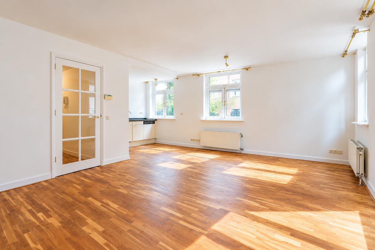 Ongemeubileerd appartement met tuin - Afbeelding 7