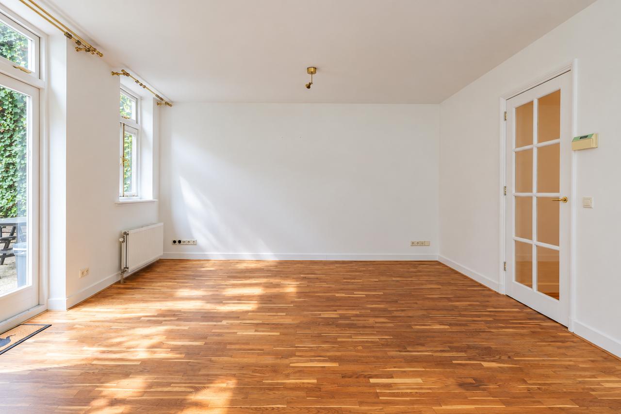 Ongemeubileerd appartement met tuin - Afbeelding 8