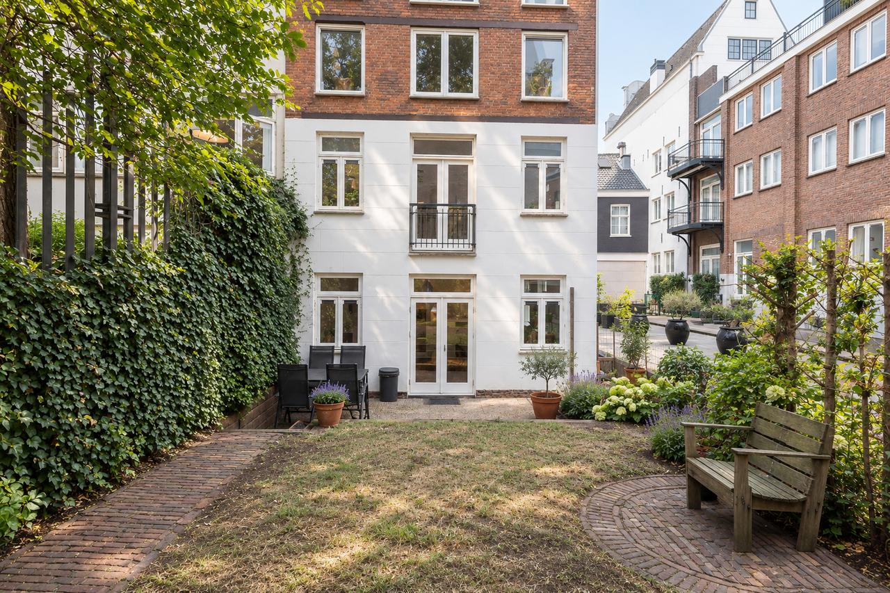 Ongemeubileerd appartement met tuin - Afbeelding 14