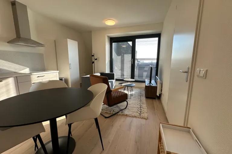 Gemeubileerd appartement met balkon in Gennep - Afbeelding 2