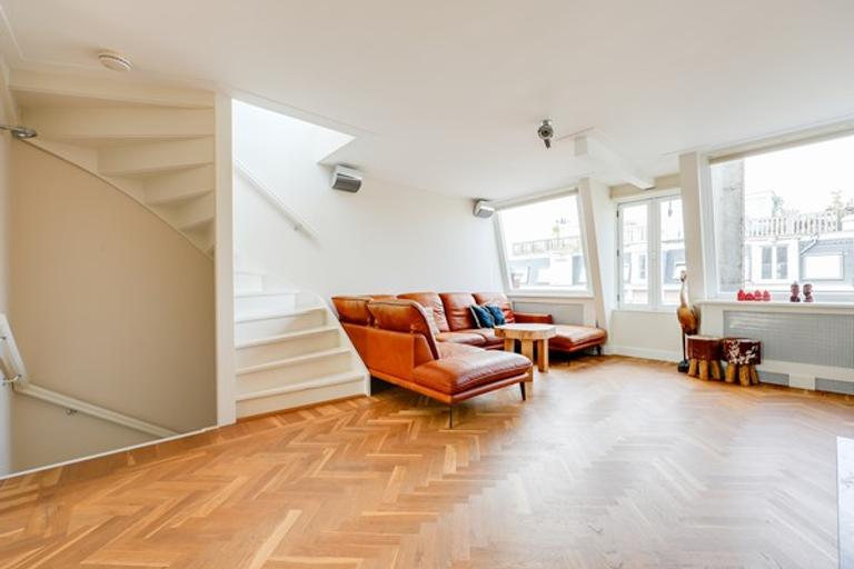 110 m² apartment with roof terrace in Helmersbuurt - Image 5