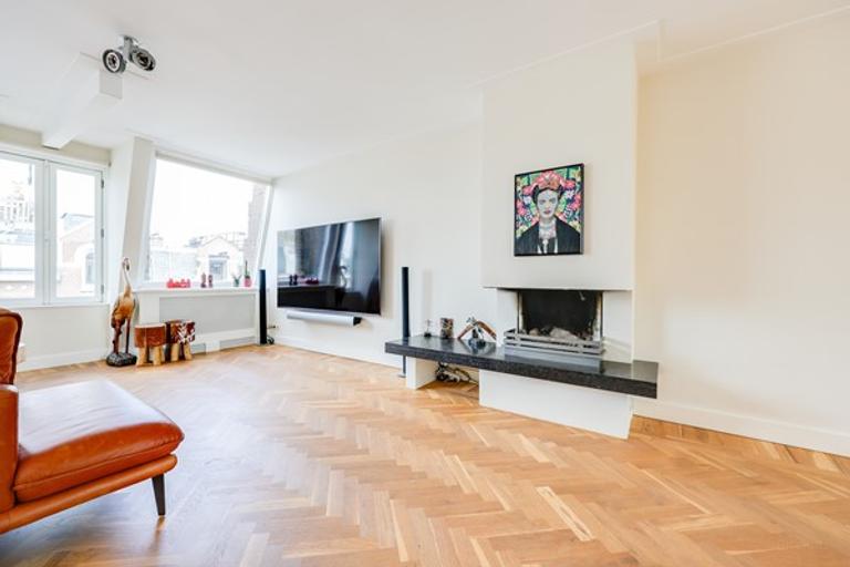 110 m² apartment with roof terrace in Helmersbuurt - Image 6