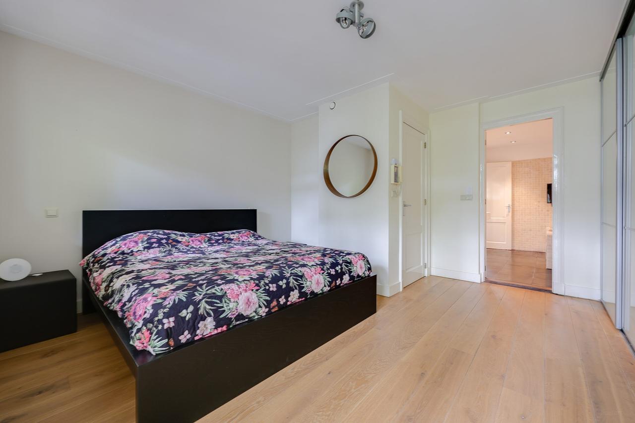 110 m² apartment with roof terrace in Helmersbuurt - Image 34