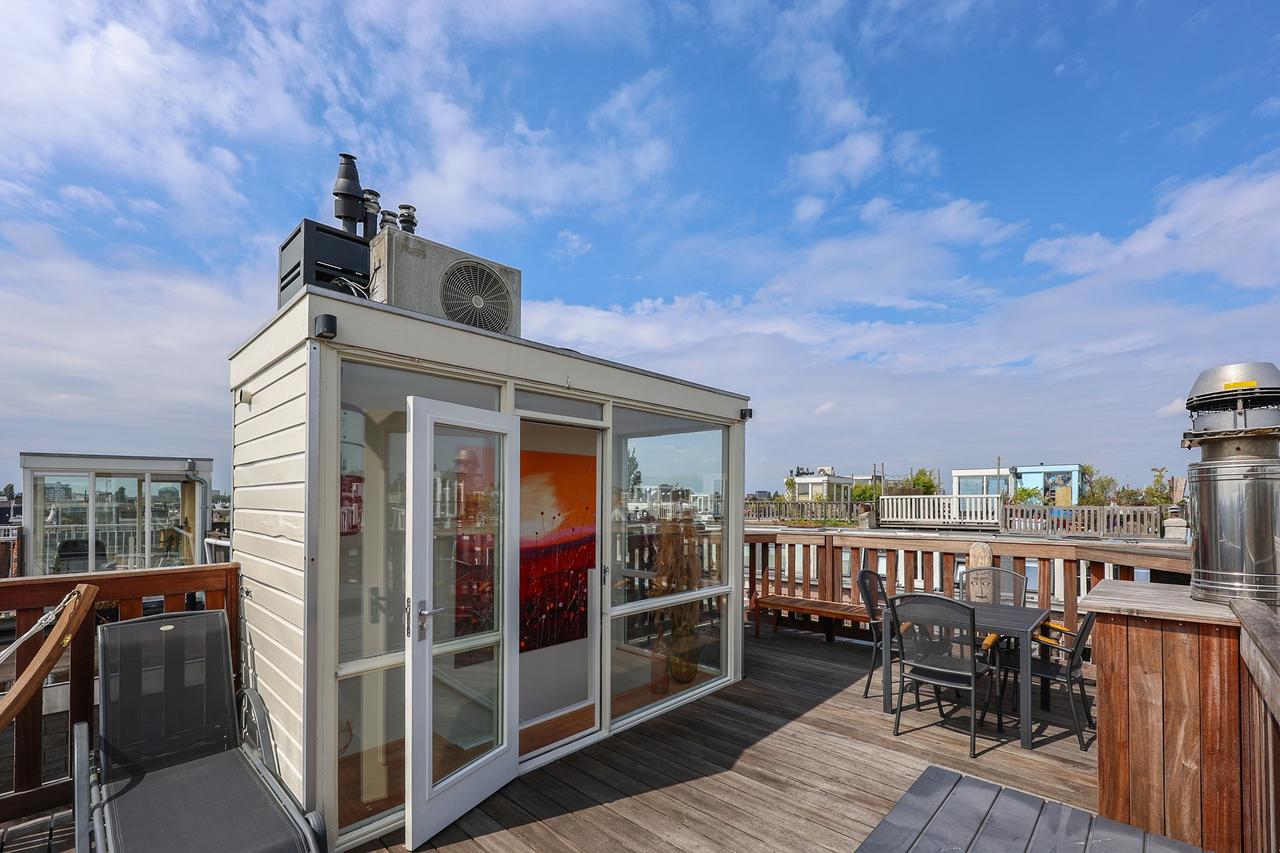110 m² apartment with roof terrace in Helmersbuurt - Image 41