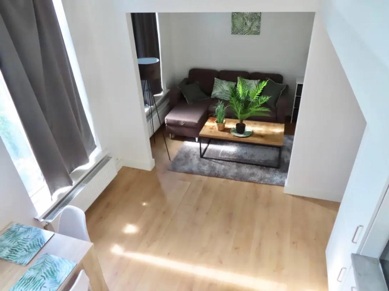 A+ studio with mezzanine in Zeeheldenkwartier - Image 5