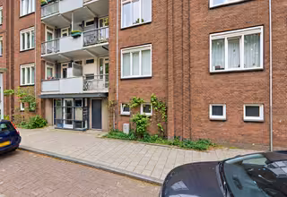 6-Bedroom Apartment with Garden