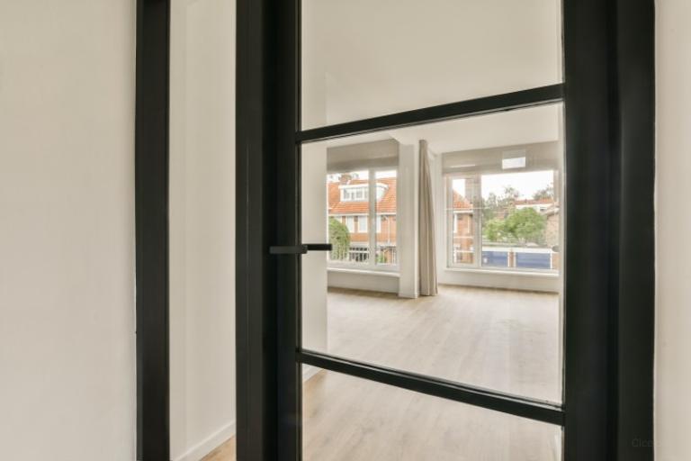 Gemeubileerd 4-slaapkamerappartement met balkon - Afbeelding 4
