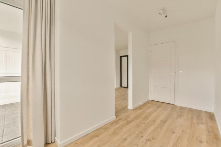 Gemeubileerd 4-slaapkamerappartement met balkon - Afbeelding 15