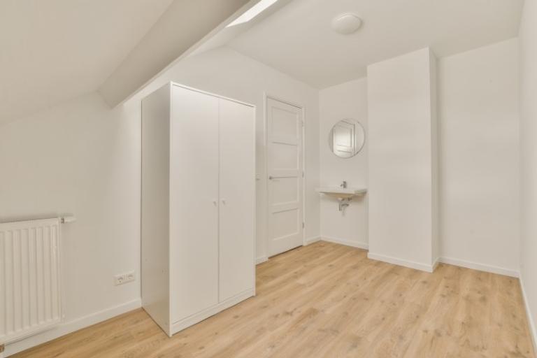 Gemeubileerd 4-slaapkamerappartement met balkon - Afbeelding 23