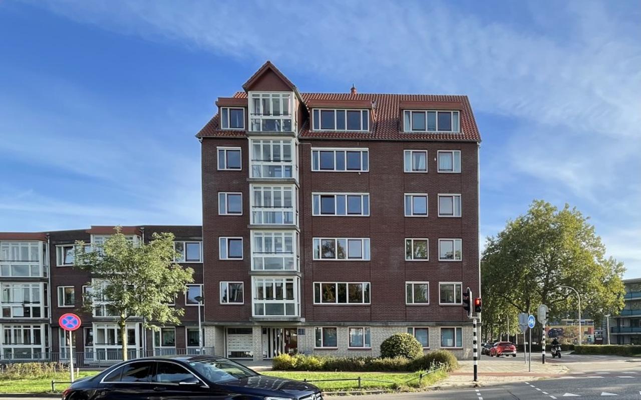 Loggia op zuidwesten met eigen parkeerplek - Afbeelding 1