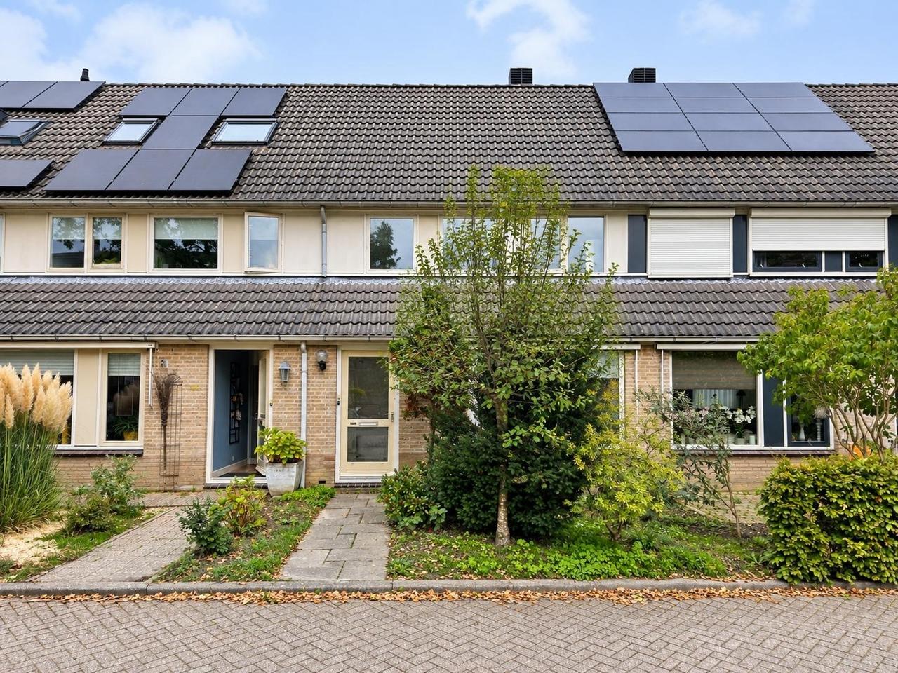 Four bedrooms and garden in Hoorn - Image 1