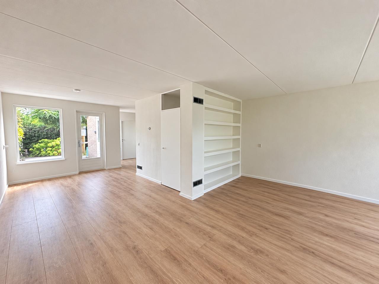 Four bedrooms and garden in Hoorn - Image 2