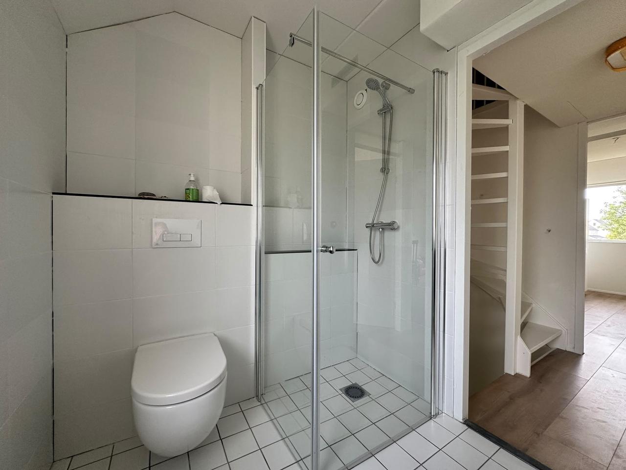 Four bedrooms and garden in Hoorn - Image 10