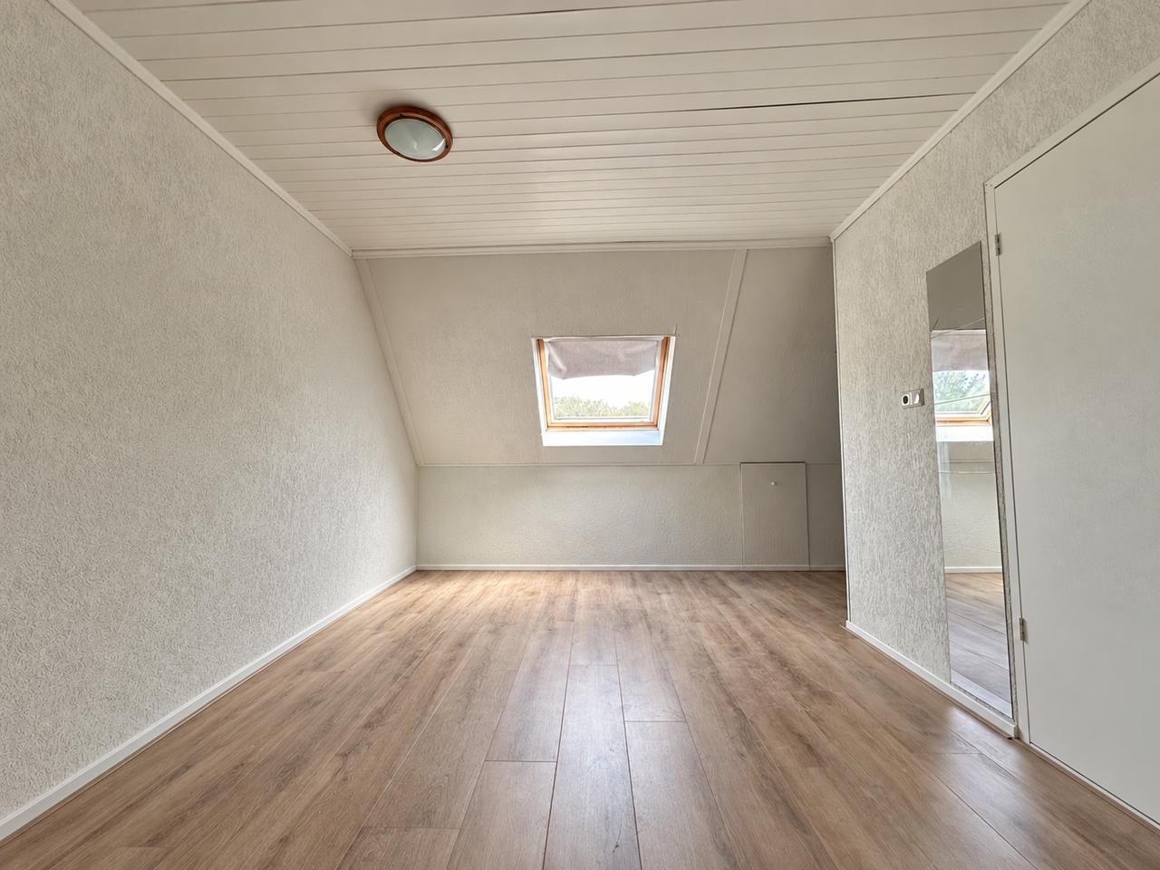 Four bedrooms and garden in Hoorn - Image 14