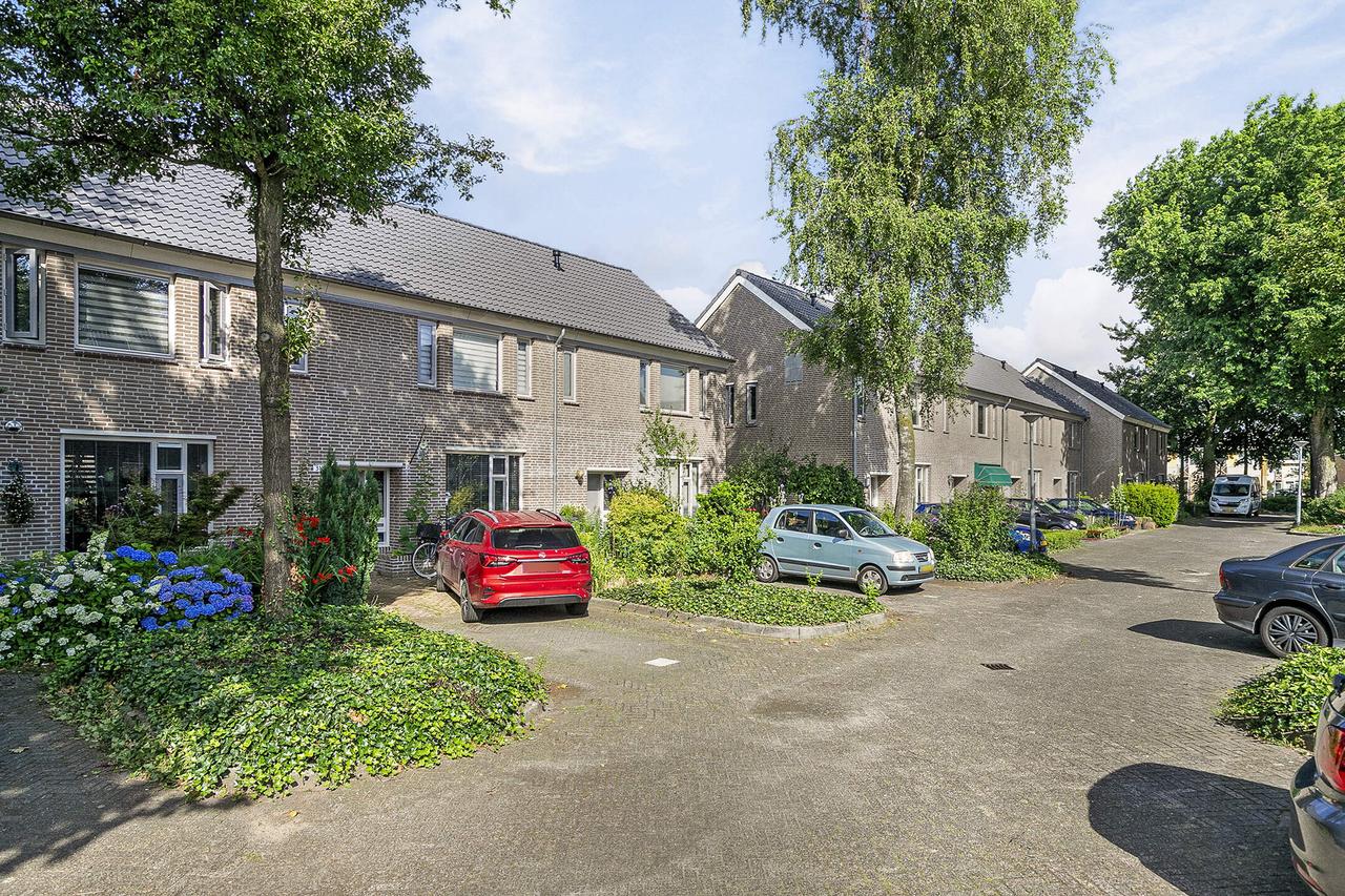 125 m² gezinswoning met A+ in Uden-Oost - Afbeelding 1