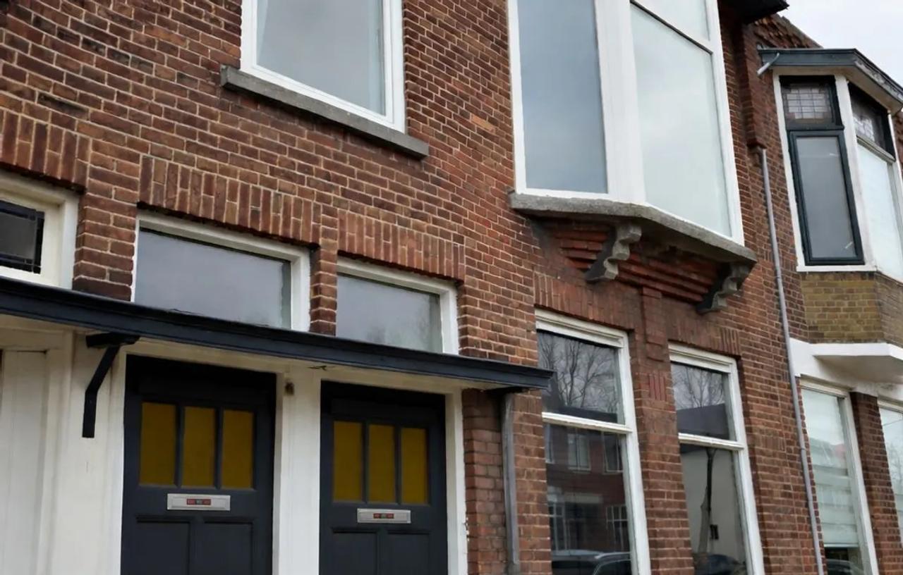 Furnished Room with Garden in Breda - Image 5